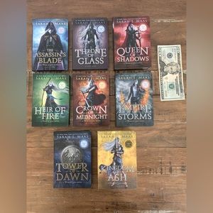 Mini THONE OF GLASS Character Series 8 Book Set